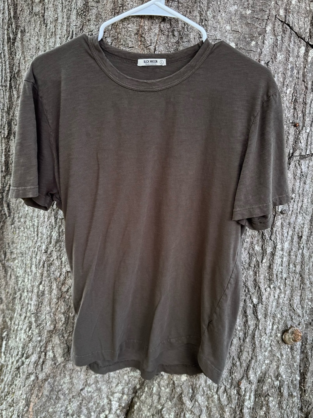 Buck Mason Fades Black Crewneck Shirt for Men Made in America Size large - Picture 4 of 4